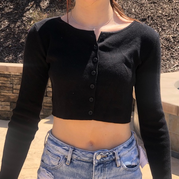 Brandy Melville Sweaters - Brandy Melville Black Cropped Sweater